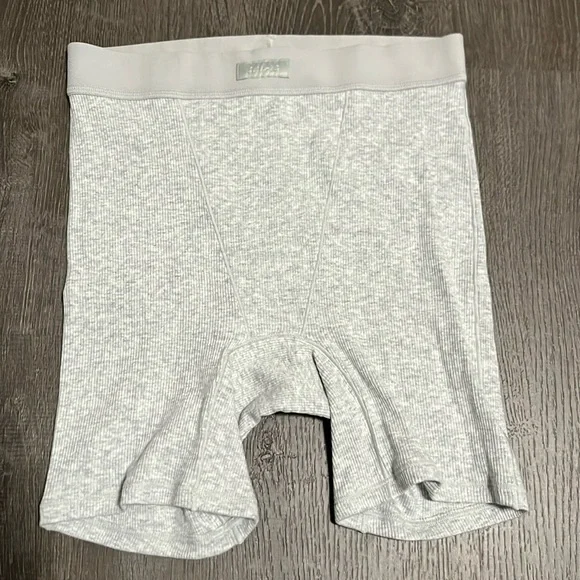 SKIMS Cotton Rib Tank and Cotton Rib Boxer in Light Heather Grey Size XS - Picture 5 of 8